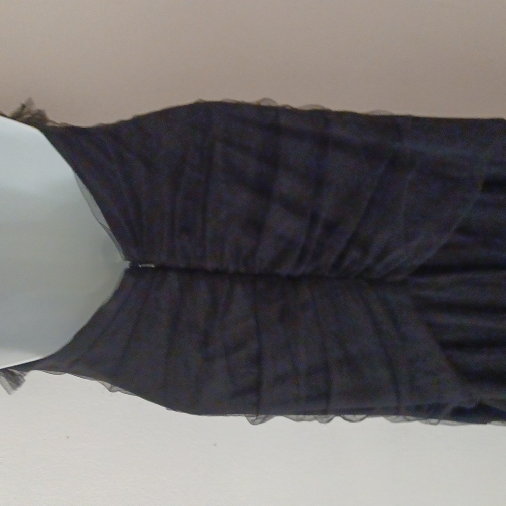 Cache Gown - Picture 13 of 16